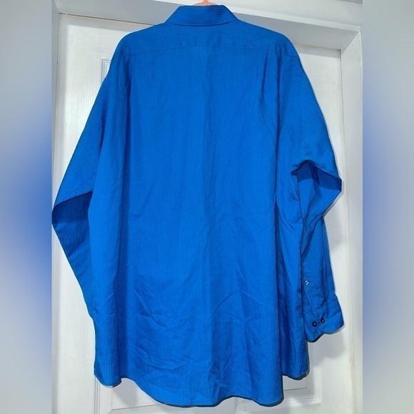 Van Heusen Mens Classic Fit & Satin Stripe Blue Button Down Dress Shirt - Picture 4 of 7